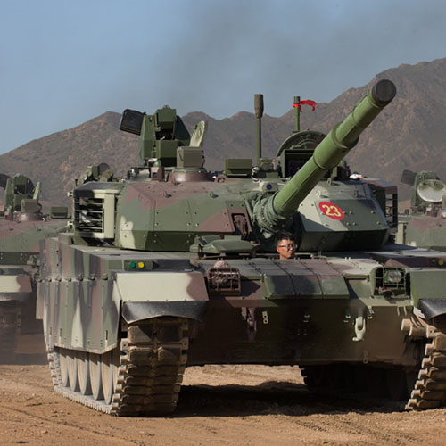 八發(fā)八中！兵器工業(yè)集團(tuán)多款“裝甲與反裝甲”武器首次公開實彈射擊